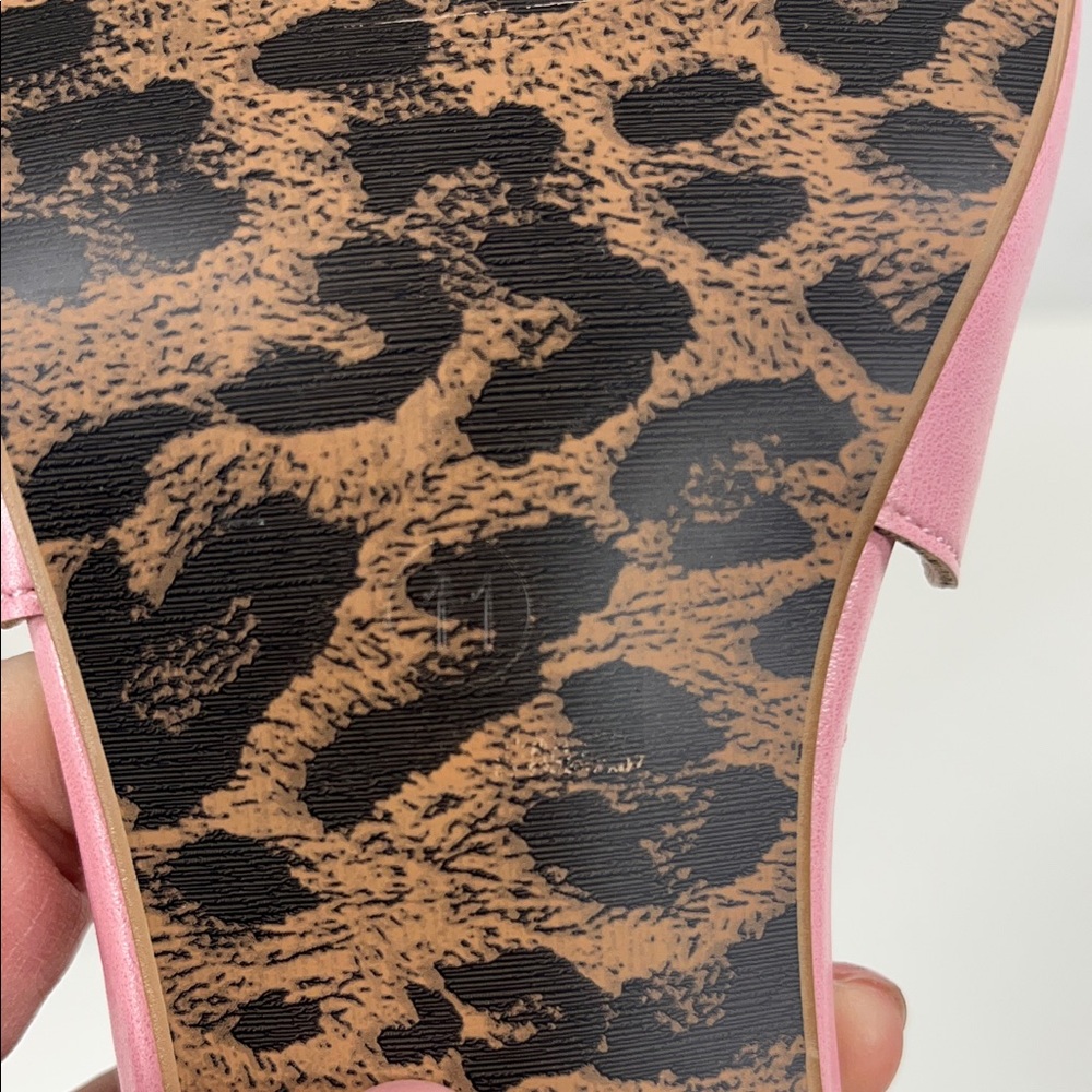 Chic Pink Cutout Heels - Picture 8 of 9